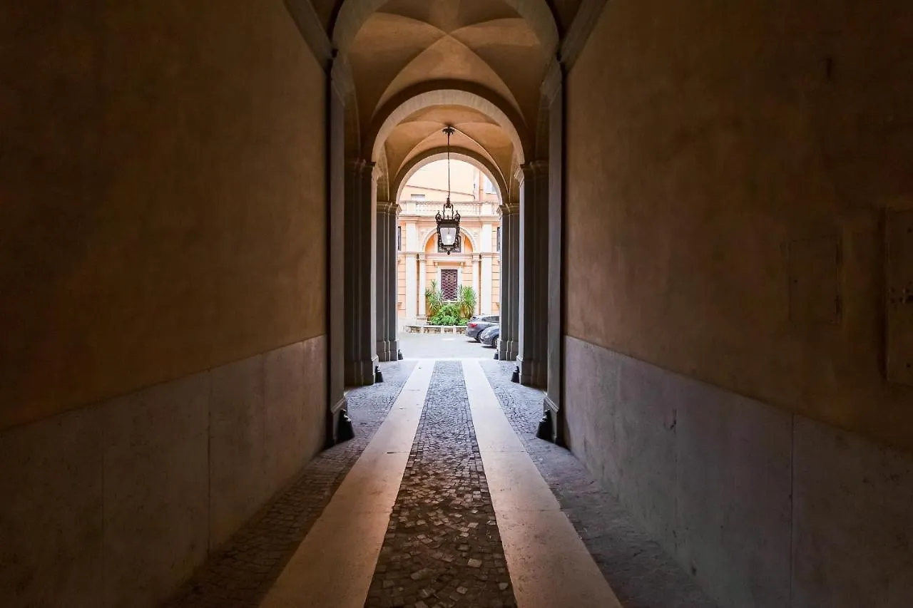 Spanish Garden Rome 0*,